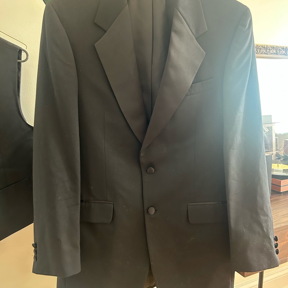 Jones New York Black Tuxedo Blazer
